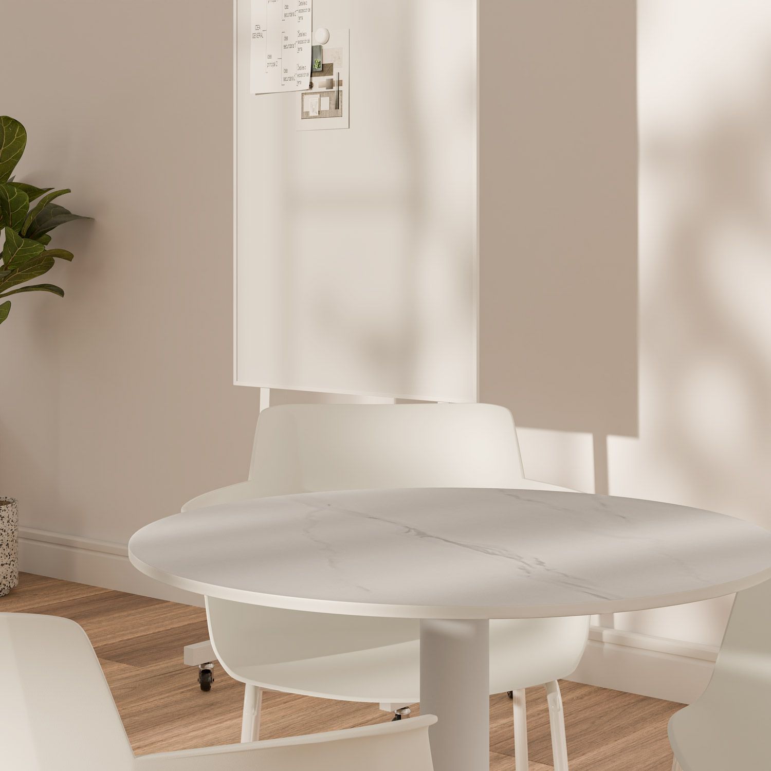 00ms218967_005_lya_baja